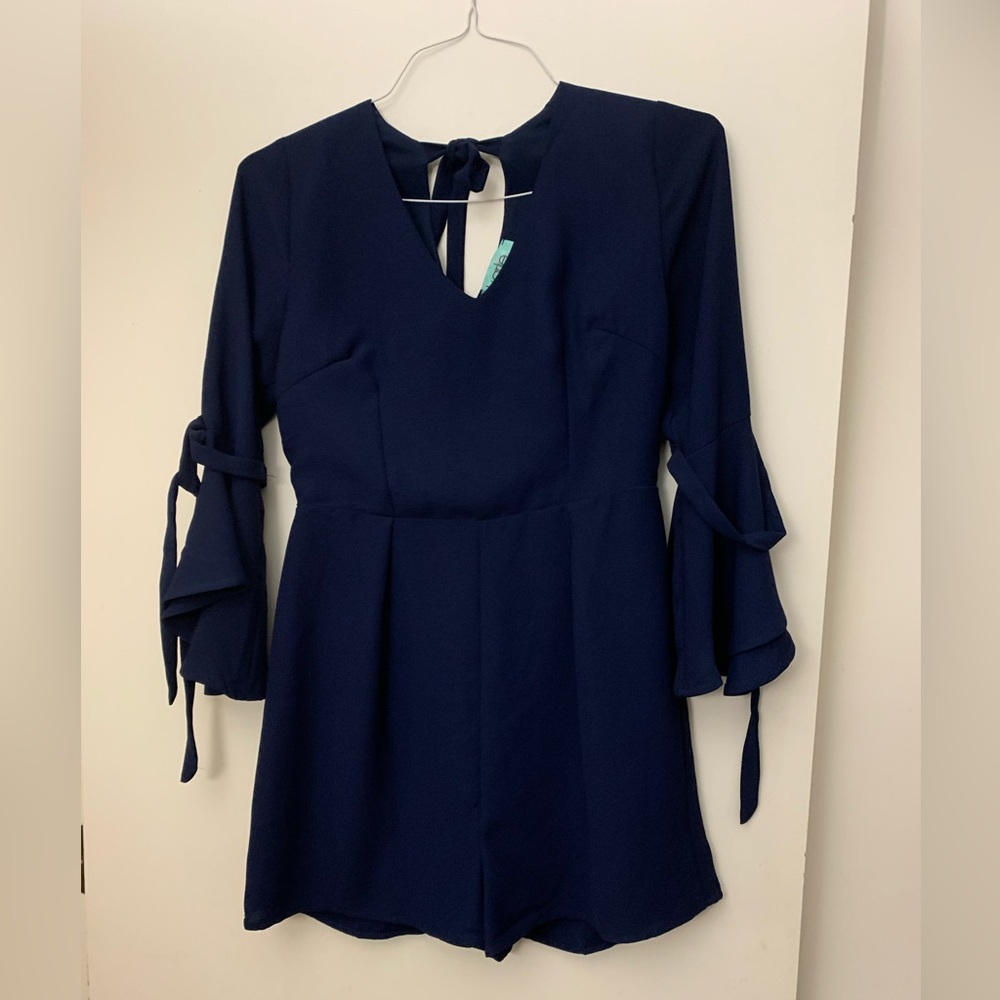Karlie Navy romper size Small